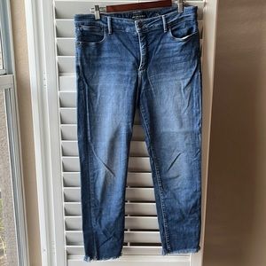 Lucky brand frayed bottom jeans